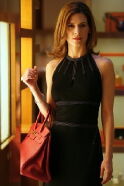 Perrey Reeves