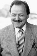 Peter Bowles