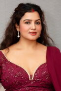 Rekha Thapa