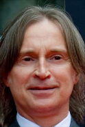 Robert Carlyle