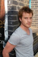 Robert Kazinsky