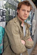 Robert Kazinsky