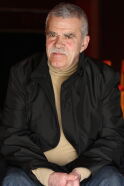 Robert Ndrenika