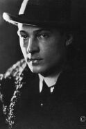 Rudolph Valentino