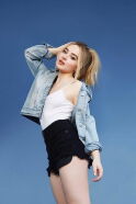Sabrina Carpenter
