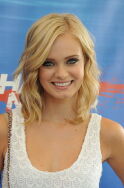 Sara Paxton