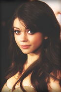 Sarah Hyland