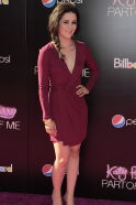 Shannon Woodward