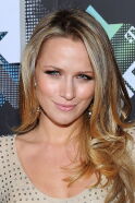 Shantel VanSanten