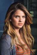 Shelley Hennig