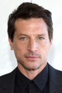 Simon Rex