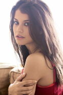 Sofia Black-D'Elia
