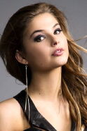 Stefanie Scott