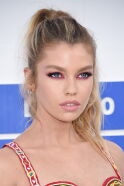 Stella Maxwell