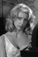 Teri Garr