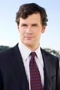 Tom Everett Scott