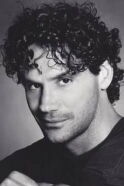 Tom Villard
