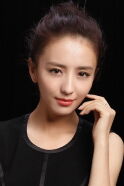 Tong Liya