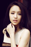 Tong Liya
