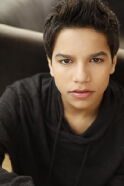 Tyler Dean Flores