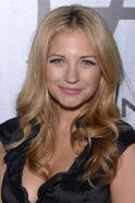 Vanessa Ray