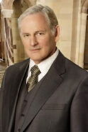 Victor Garber