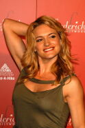 Victoria Pratt