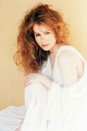 Vivian Schilling