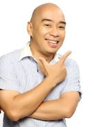 Wally Bayola