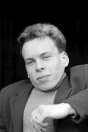 Warwick Davis