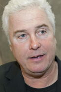 William L. Petersen