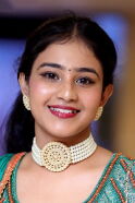 Yashna Muthuluri