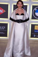 Yasmine Raeis