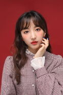 Yoon Ra-young