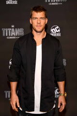 Alan Ritchson