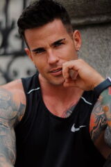 Álex Bueno
