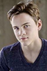 Alex Neustaedter
