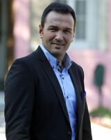 Ali Sunal