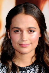 Alicia Vikander