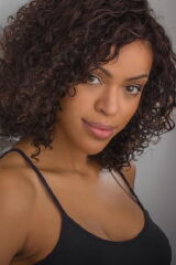 Alvina August