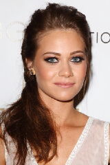 Amanda Leighton