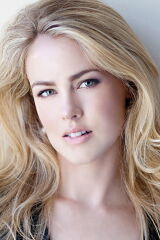 Amanda Schull