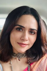 Amruta Khanvilkar