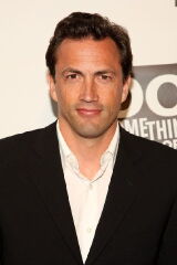 Andrew Shue