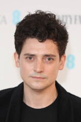 Aneurin Barnard