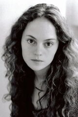 Angela Bettis