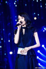 Angela Zhang