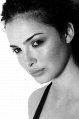 Anna Shaffer