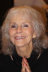 Anne Helm