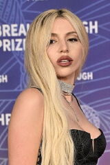 Ava Max
